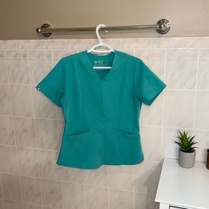 2 Pocket Scrub Top-Figs, Surgical Green